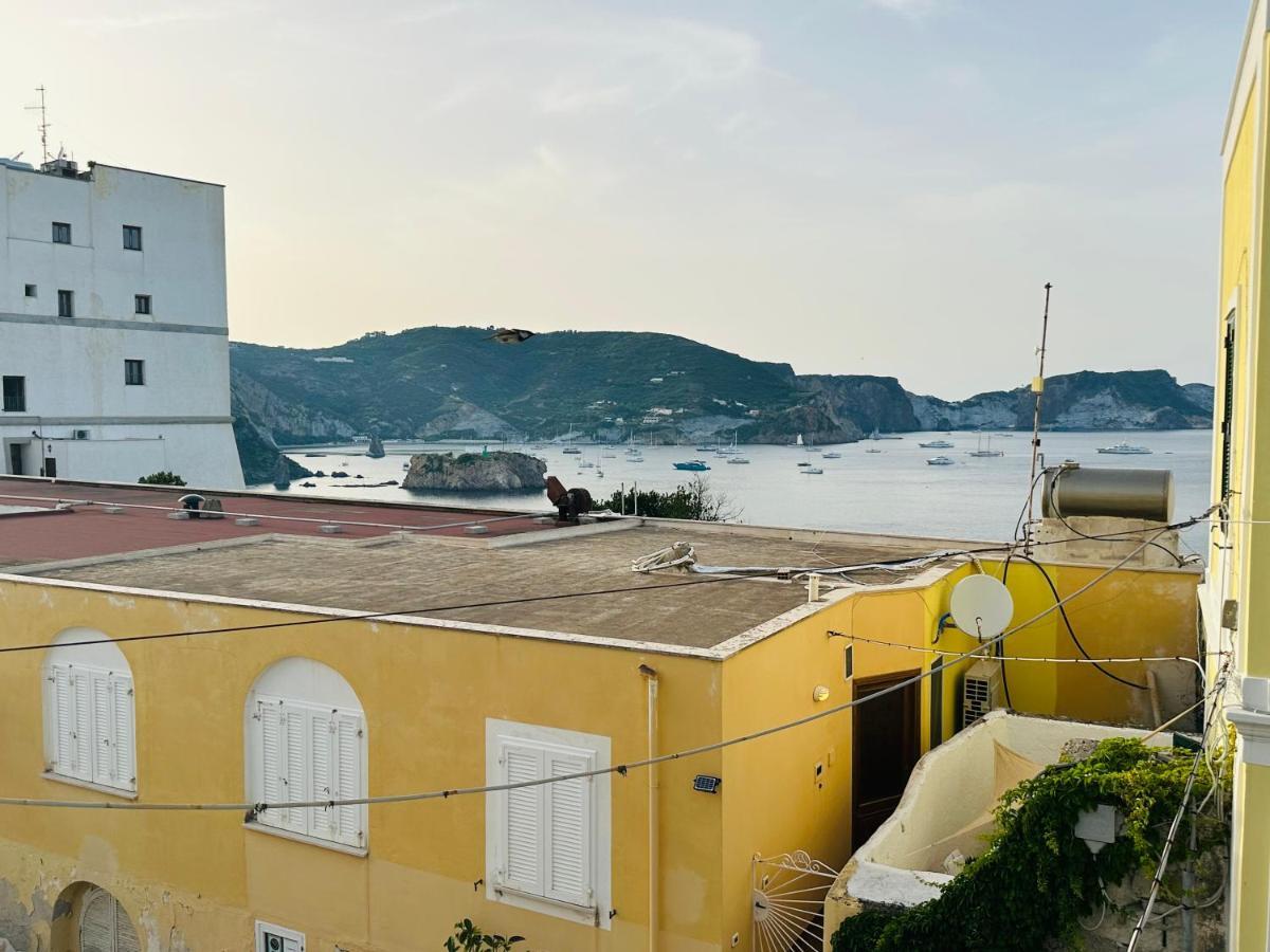 Sky Ponza - Immobilevante Екстер'єр фото
